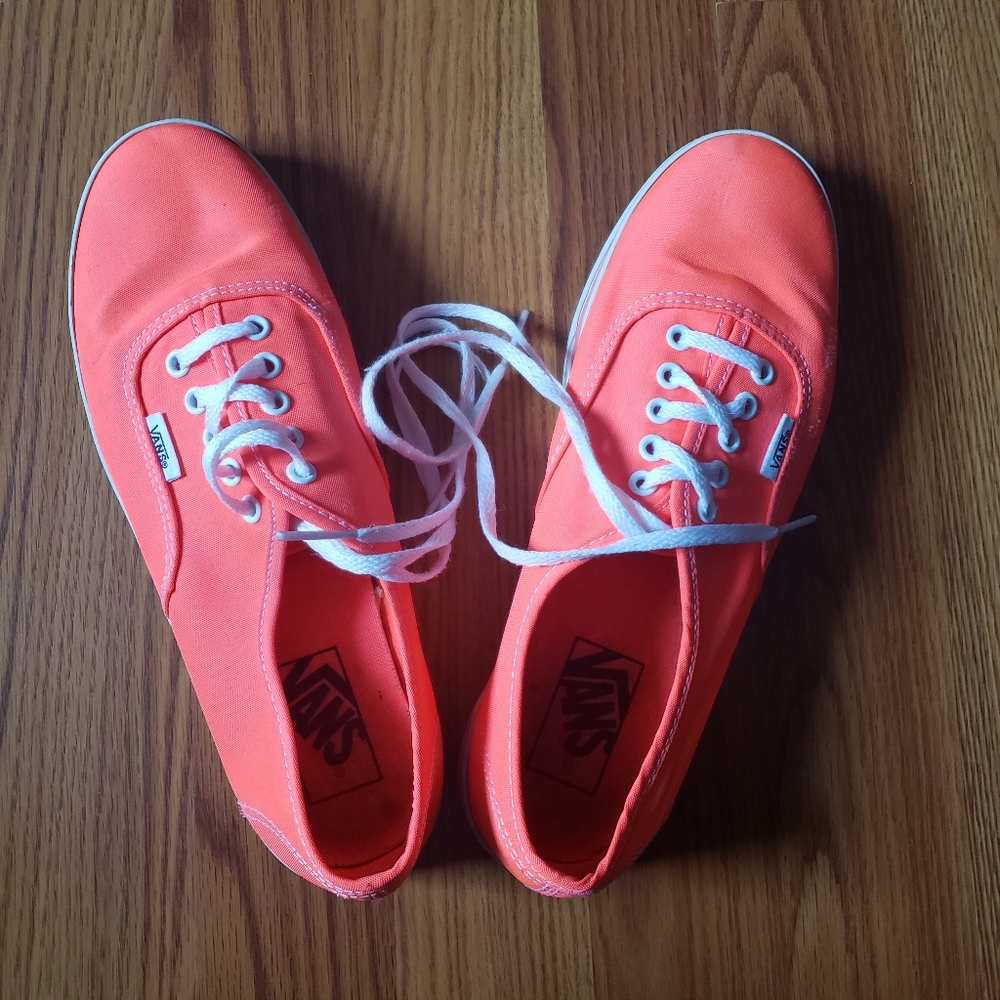 VANS neon coral lace up shoes sz women 8.5 men 7